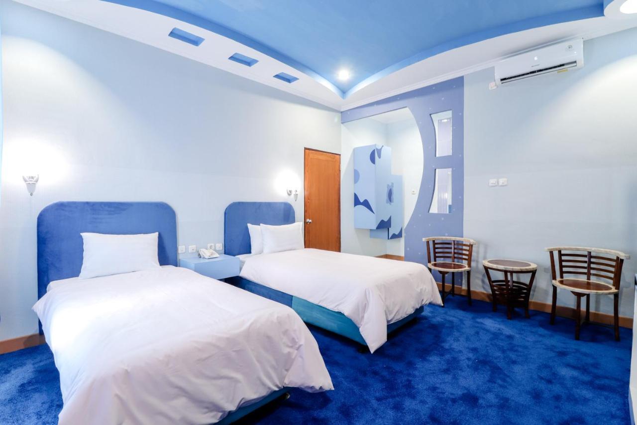 Sartini Inn Jogja Yogyakarta Bagian luar foto